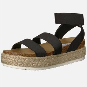 Steve Madden Kimmie Black Sandals